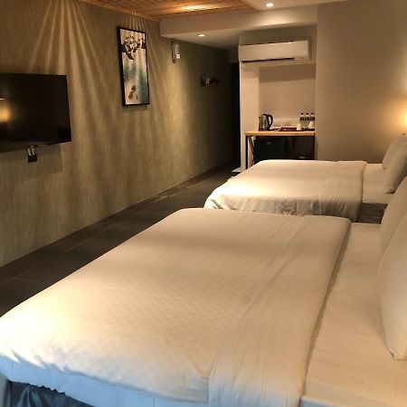 Roppongi Motel - JianHua Pingtung Bagian luar foto