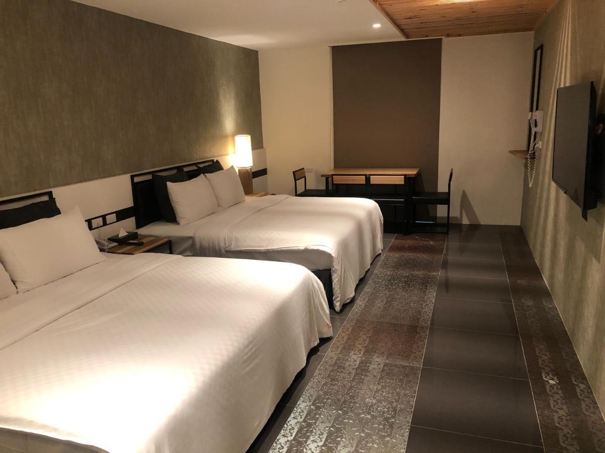 Roppongi Motel - JianHua Pingtung Bagian luar foto